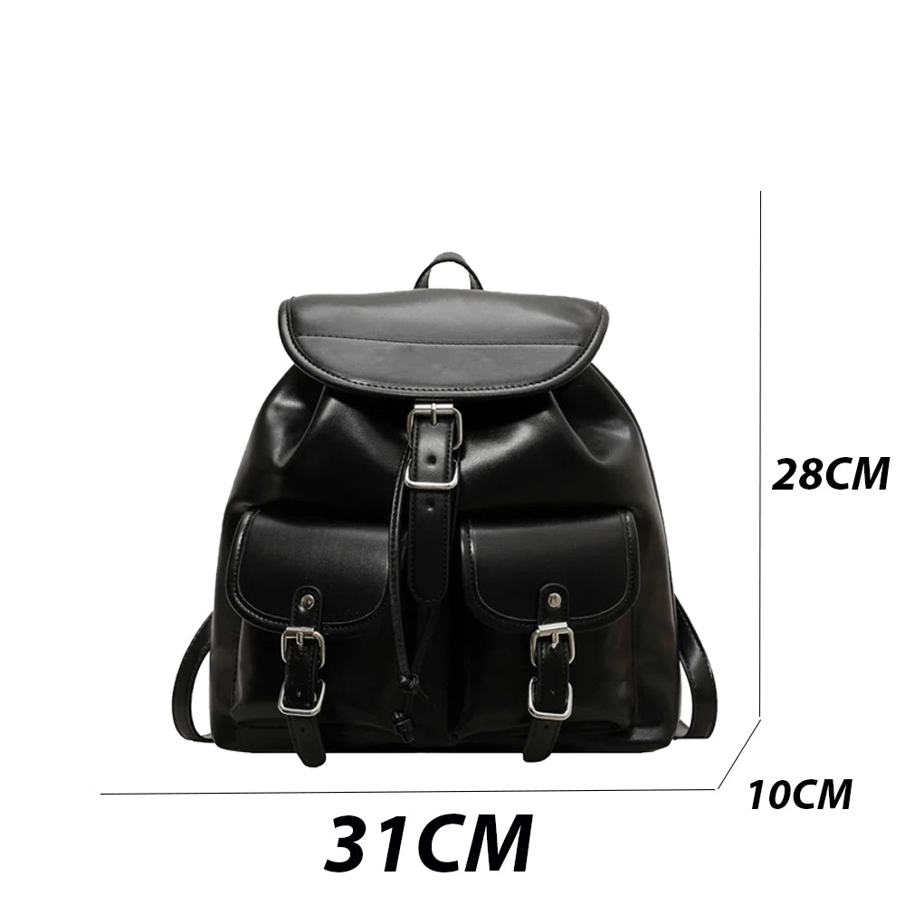 fekete fényes műbőr vintage női hátizsák méretábrán 31 x 28 x 10 cm jelöléssel