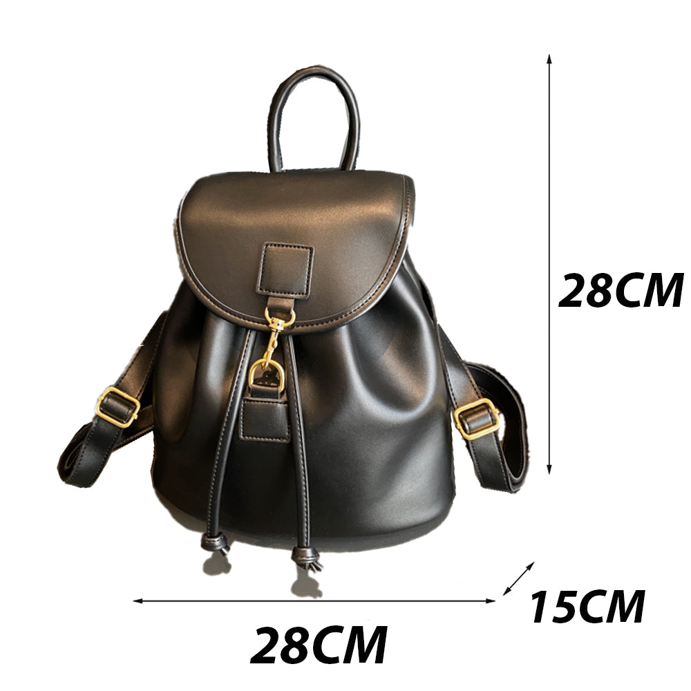 fekete női műbőr mini hátizsák méretábrán 28 x 28 x 15 cm jelöléssel