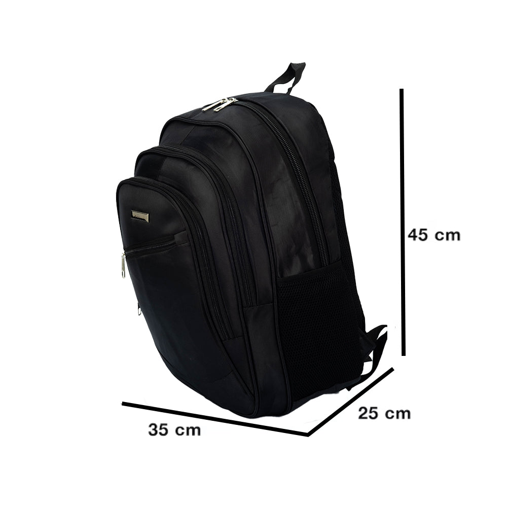 fekete 17 hüvelykes laptop hátizsák döntött méretábrán 45 cm magassággal