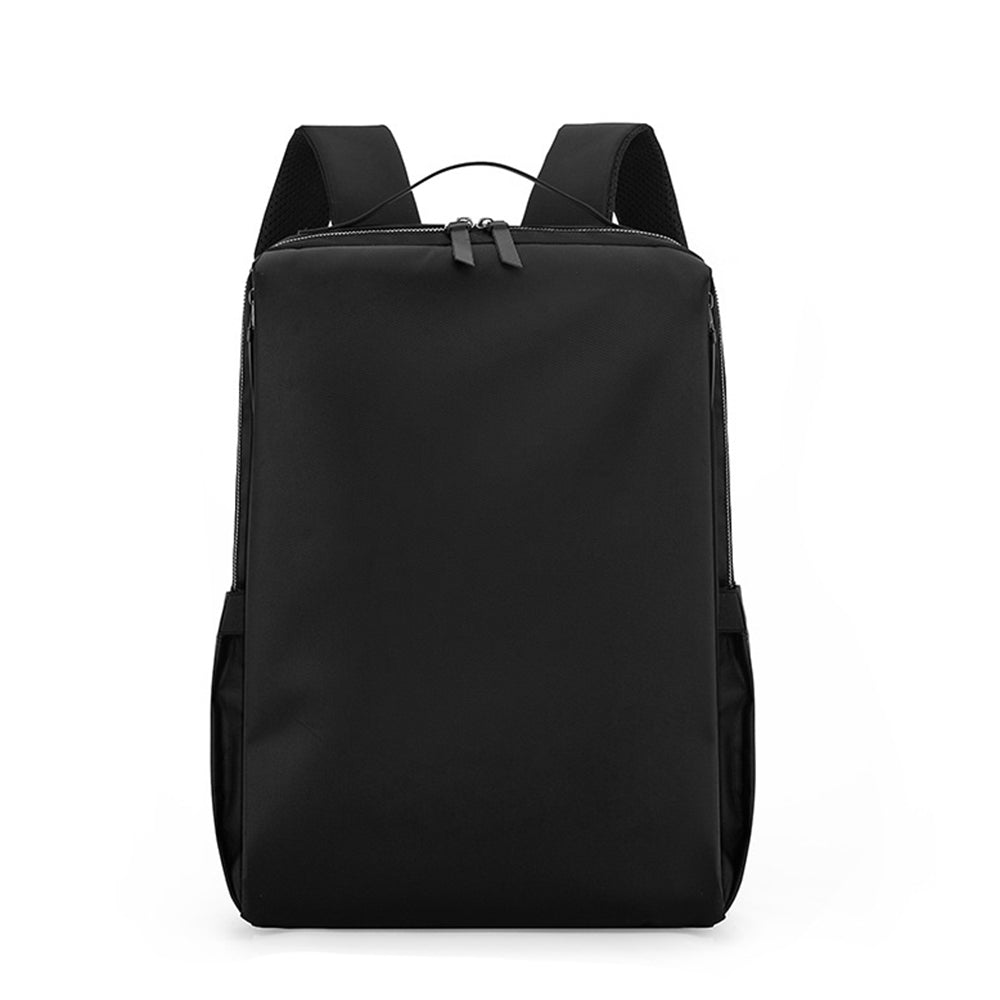 fekete női laptop hátizsák, kompakt minimalista előlappal