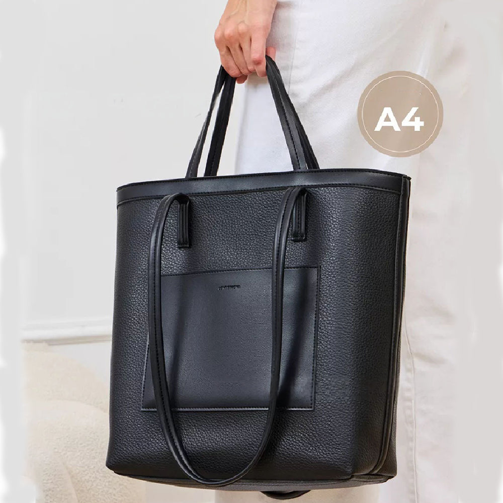 fekete nagy méretű laptop tote táska A4 méretű használati nézetben