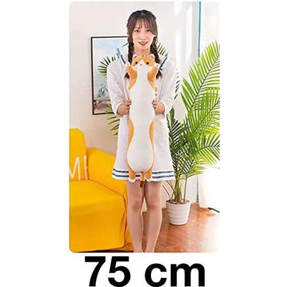 hosszú plüss cica, narancssárga-fehér, modellen 75 cm méretjelzéssel
