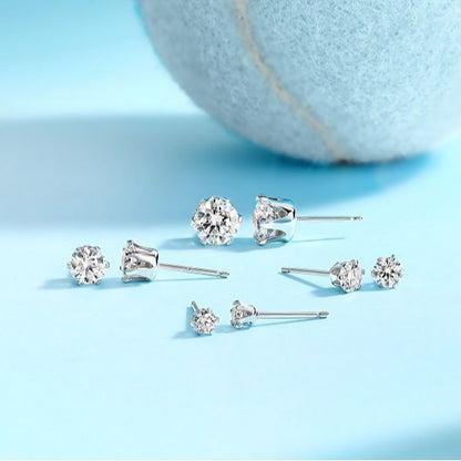 fülbevaló, ezüst, moissanite kővel, 925 ezüst részlettel, közeli ékszerfotón