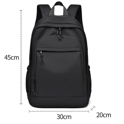 fekete laptop hátizsák méretábrán 45 x 30 x 20 cm jelöléssel